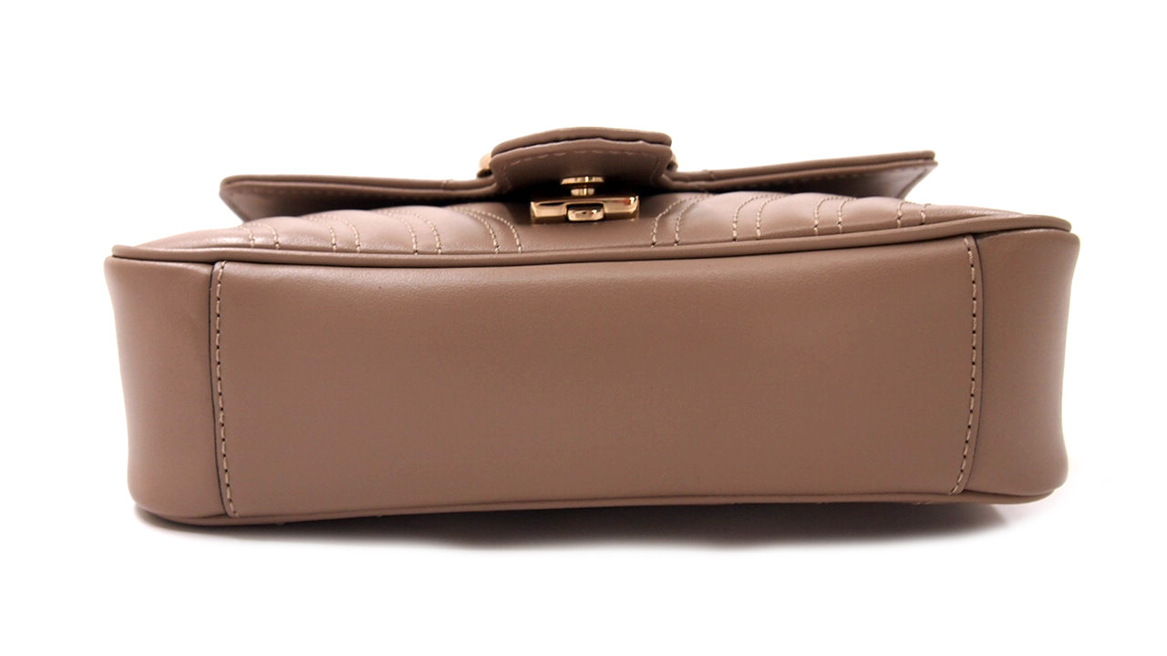 Gucci Borsa a Spalla GG Marmont Misura Piccola Pelle Beige Rosato - immagine 4