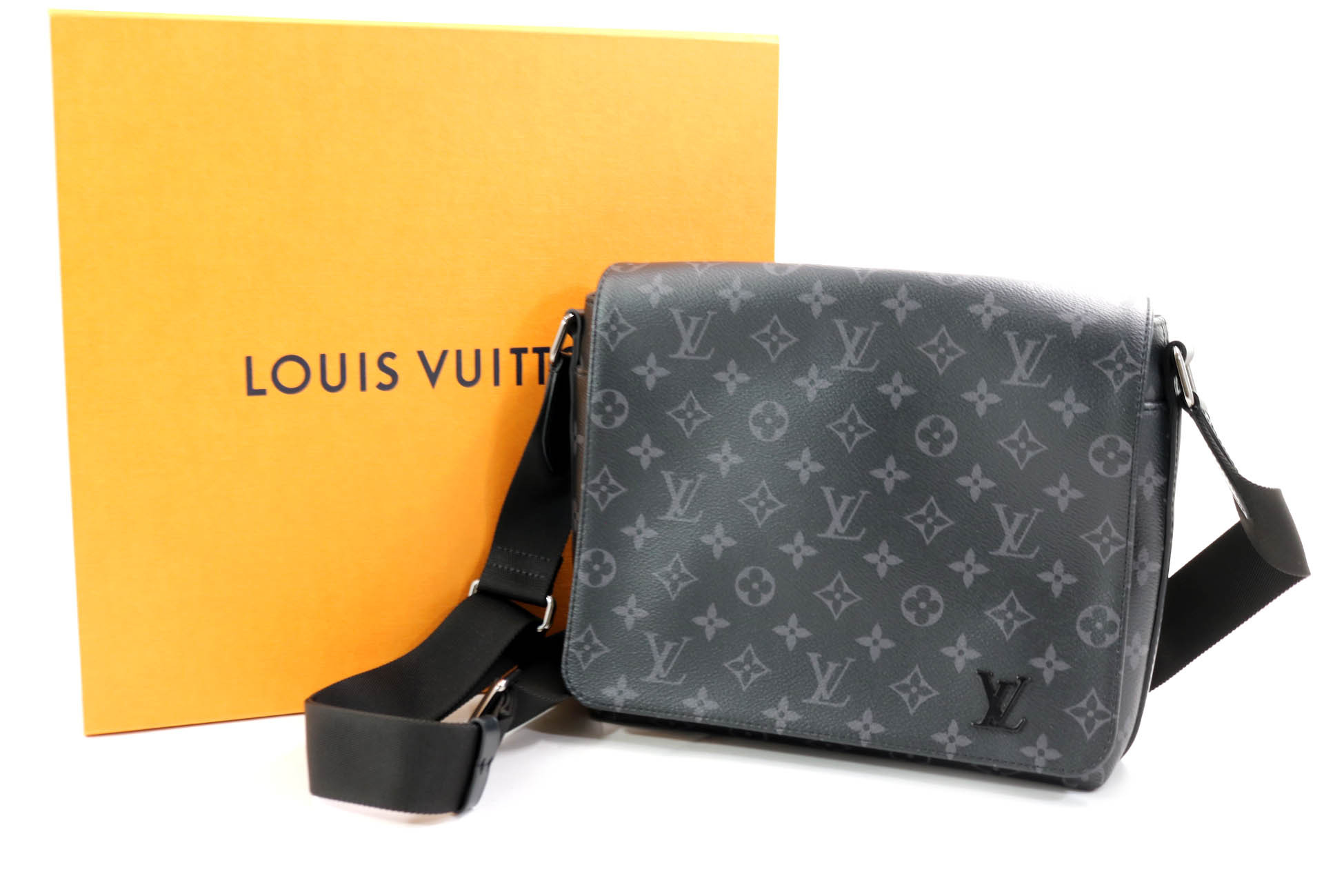Louis Vuitton District PM Eclipse Grigio