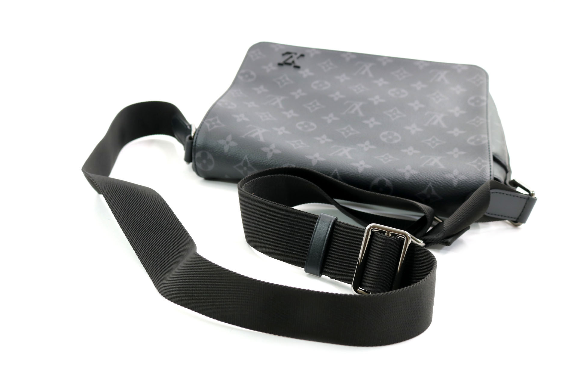 Louis Vuitton District PM Eclipse Grigio - immagine 4