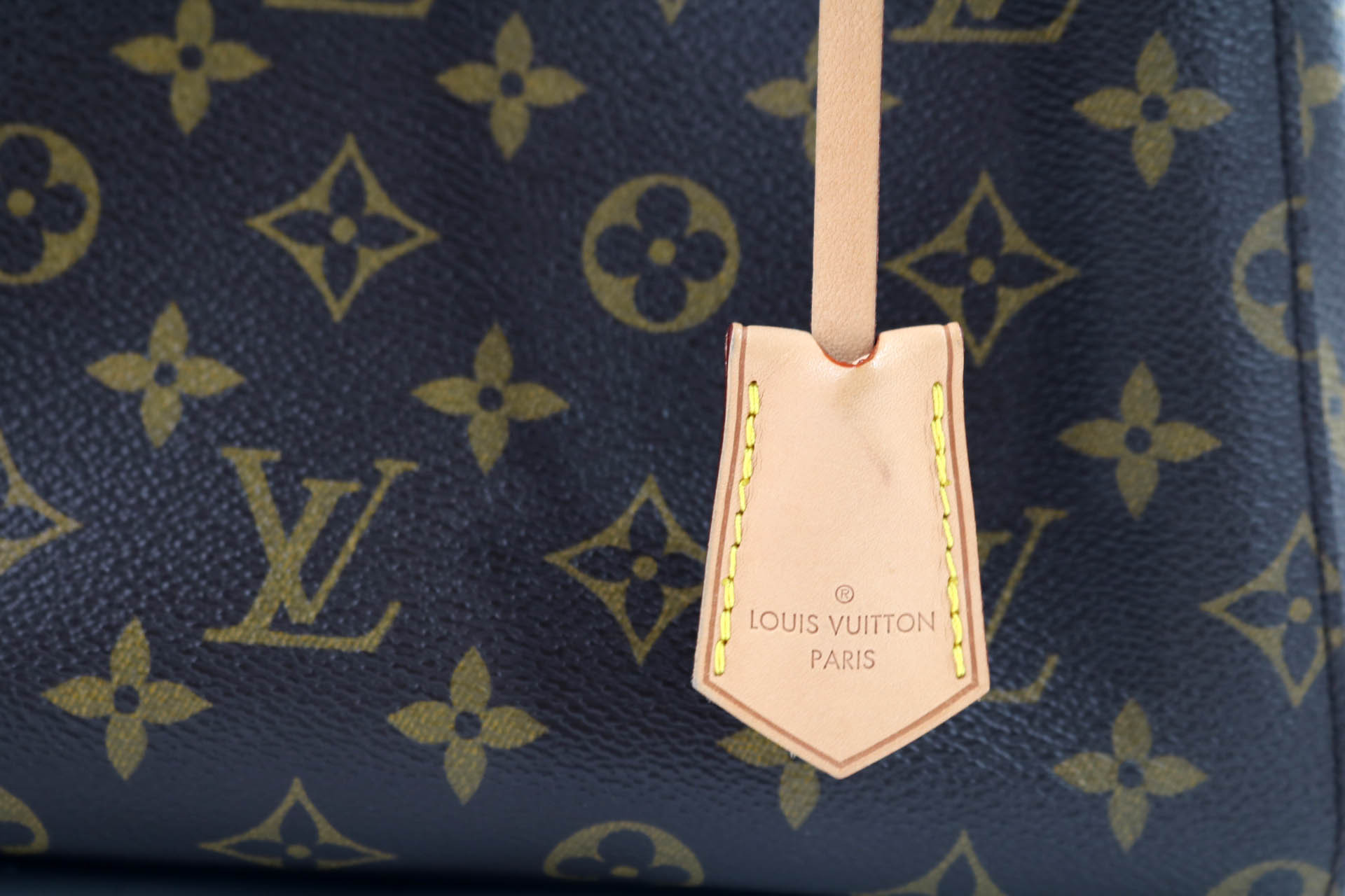 Louis Vuitton Montaigne BB Monogram - immagine 7